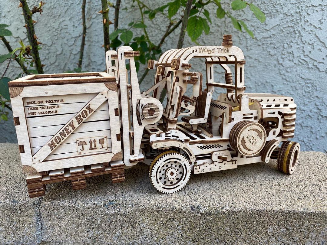 Montacargas Forklifts